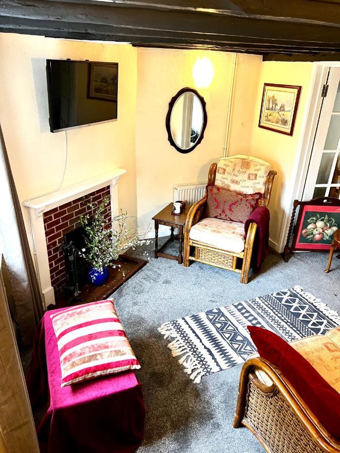 4 St Richard'S Cottages Fittleworth Dış mekan fotoğraf
